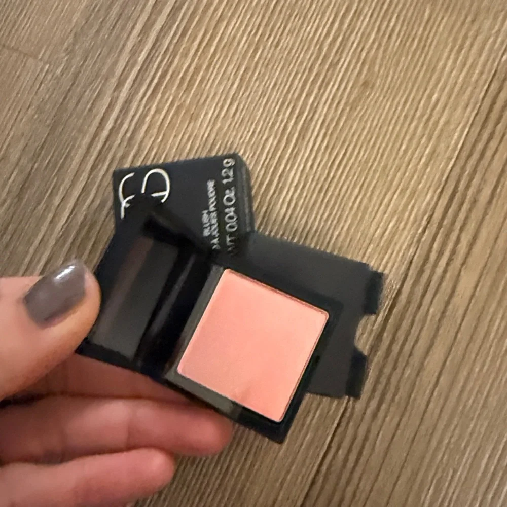 New Nars blush mini in orgasm